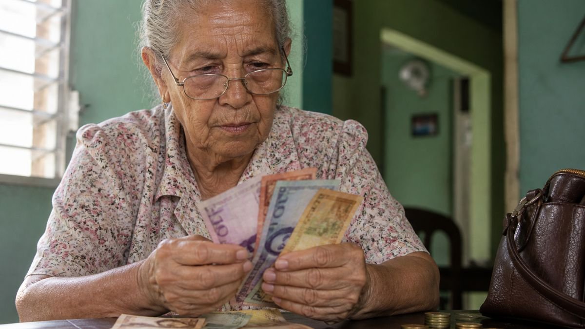 Venezuela Sube Pensiones A 70 Dólares Y Deja Dudas Sobre El Salario Mínimo
